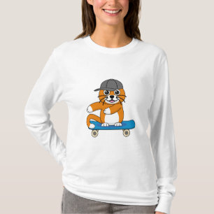 Oranje kat op de Cartoon van het skateboard T-shirt