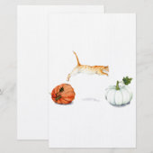 Oranje kat tussen pompoenen briefpapier (Voorkant / Achterkant)