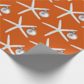 Oranje kerstcadeauverpakking met Starfish Pattern Cadeaupapier (Hoek)