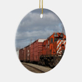 Oranje kerstversiering met vrachtwagen keramisch ornament (Rechts)