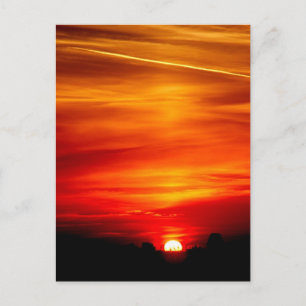 Oranje landschap aan de zon briefkaart
