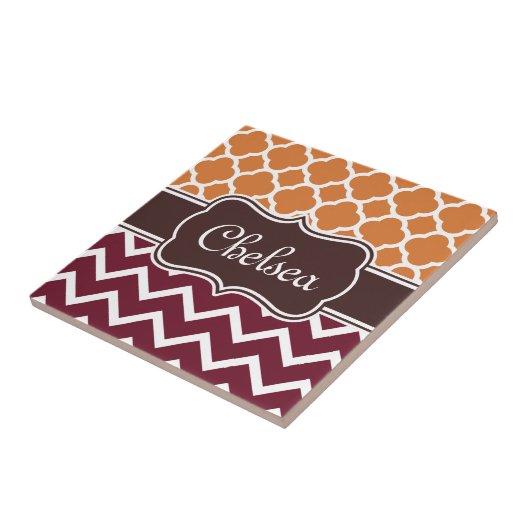 Oranje Lattice Maroon Chevron Pattern Naam bruin Tegeltje (Zijkant)