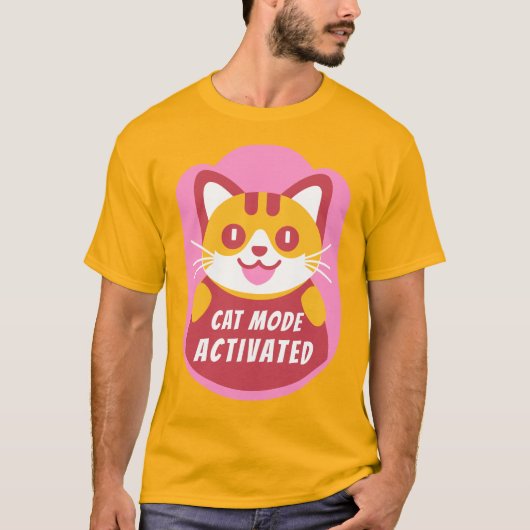 Oranje of Gele Tabby Kat Kitten met Aangepaste Tek T-shirt (Voorkant)