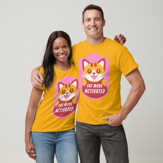 Oranje of Gele Tabby Kat Kitten met Aangepaste Tek T-shirt (Unisex)