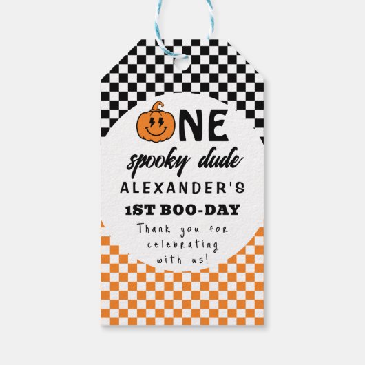 Oranje One Spooky Dude Halloween 1st Birthday Cadeaulabel (Achterkant)