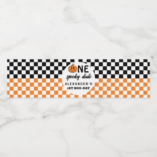 Oranje One Spooky Dude Halloween 1st Birthday Waterfles Etiket (Enkel label)