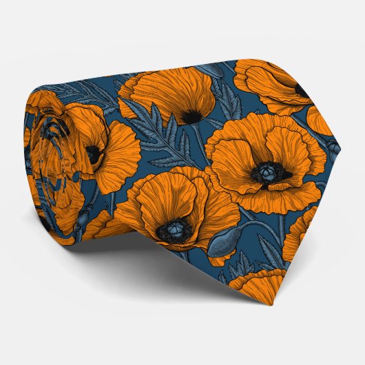 Oranje papaver op donkerblauw stropdas (Opgerold)