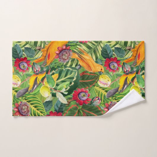 Oranje parrots in het Tropische Bloem van het Oerw Bad Handdoek (Handdoek)