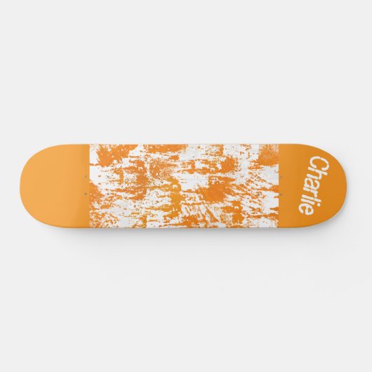 Oranje penseelstreken op witte achtergrond persoonlijk skateboard (Horizontaal)
