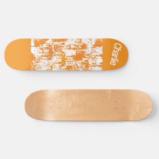 Oranje penseelstreken op witte achtergrond persoonlijk skateboard (Horizontaal)