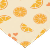 Oranje plakjes en harten tafelkleed (Gekanteld)