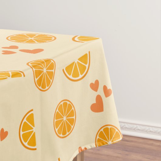 Oranje plakjes en harten tafelkleed (Voorbeeld)
