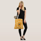 Oranje plakken aangepaste monogram zakken tote bag (Op model)