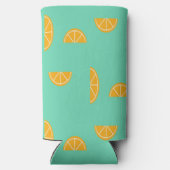 Oranje plakken op groen seltzer blikjeskoeler (Achterkant)