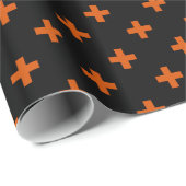 Oranje polka kruist zwart cadeaupapier (Rol Hoek)