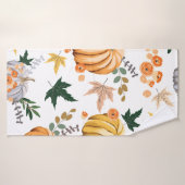 Oranje pompoen en bloemen in het najaar badhanddoek (Badhanddoek)