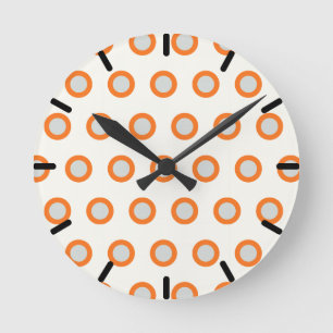 Oranje puntretrorontwerp ronde klok