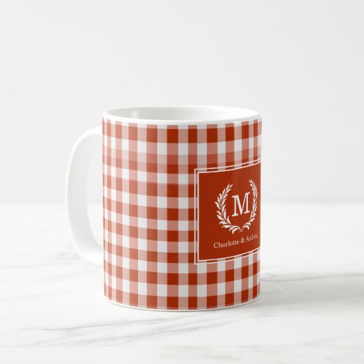 Oranje-Red Gingham Monogram Crest Custom Koffiemok (Voorkant links)