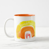 Oranje regenboogliefdeswaterverf tweekleurige koffiemok (Links)