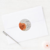 Oranje Roos en witte parelsnoer Ronde Sticker (Envelop)