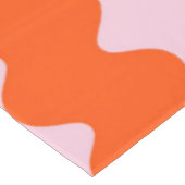 Oranje Roze Groovy Stripe Minimalistische Moderne Tafelkleed (Gekanteld)