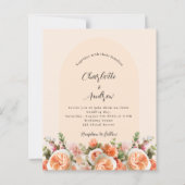 Oranje roze perzik bloemen boog huwelijksuitnodigi (Voorkant)