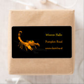 Oranje Scorpion Etiket (Insitu)