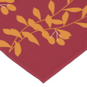 Oranje silhouetbladeren op rood korte tafelloper (Hoek)