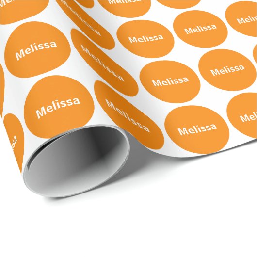 Oranje Stippen patroon op wit met naam Cadeaupapier (Rol Hoek)