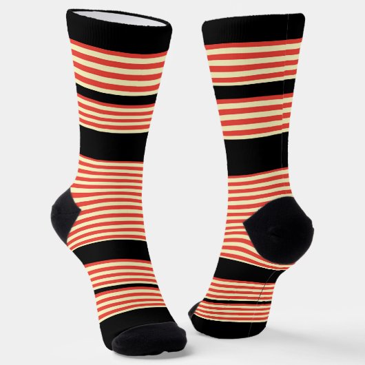 Oranje strepen zwart sokken (Gebogen)
