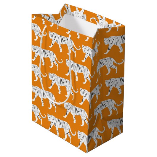 Oranje tijgerafdrukken medium cadeauzakje (Achterkant Gekanteld)