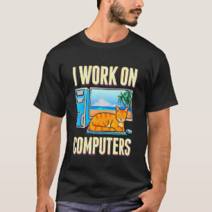 Oranje Tijgerkat Ik Werk Aan Computers Lui Toetsen T-shirt