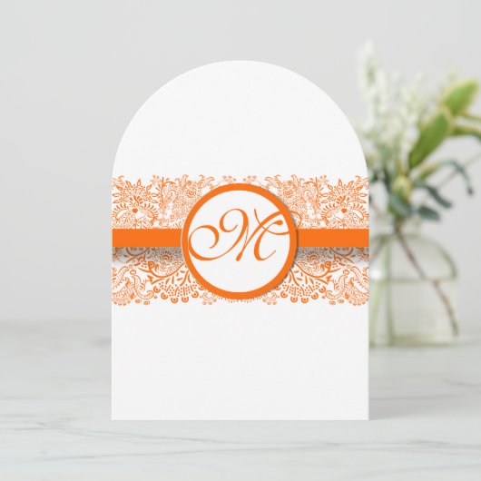 Oranje Tortelduifjes uitnodiging tot het huwelijk  (Staand voorkant)