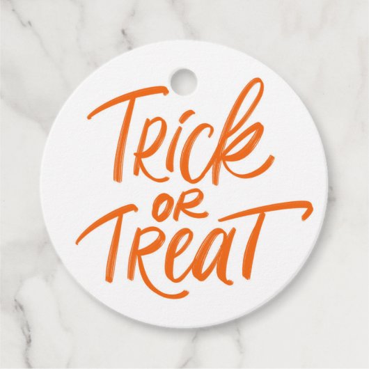 Oranje Trick or treat Hand Lettering Halloween Bedankjes Labels (Voorkant)