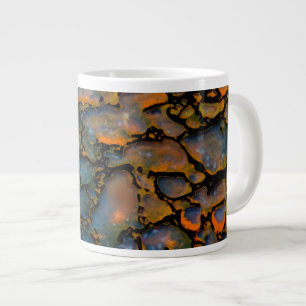 Oranje versteende dinosaurusbot grote koffiekop