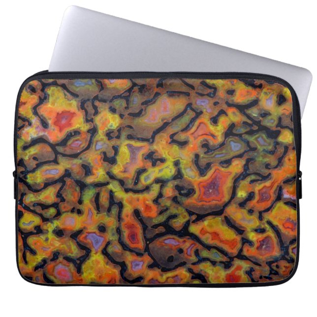 Oranje versteende dinosaurusbot laptop sleeve (Voorkant)