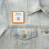 Oranje Vierkante Naam Badge met Logo Pin of Magnet (In situ)