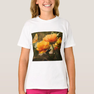 Oranje vlinder en bloemen t-shirt