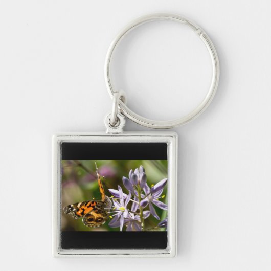 Oranje vlinder op Wilde Hyacinth Apparel & Gifts Sleutelhanger (Voorkant)