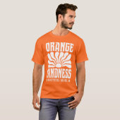 Oranje vriendelijkheid is belangrijk t-shirt (Voorkant volledig)