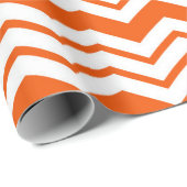 Oranje Witte Chevron Zigzag Patroon Ontwerp Cadeaupapier (Rol Hoek)