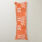 Oranje Witte Gemengde Patchwork Ontwerp Lichaamskussen (Voorkant Verticaal)