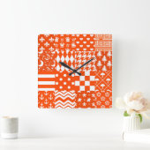 Oranje Witte Gemengde Patchwork Ontwerp Vierkante Klok (Huis)