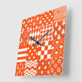 Oranje Witte Gemengde Patchwork Ontwerp Vierkante Klok (Hoek)