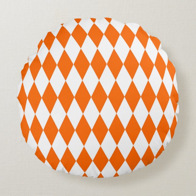 Oranje Witte Harlequin Diamonds Checkers Ontwerp Rond Kussen (Voorkant)
