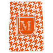 Oranje Witte Houndstooth | Modern monogram Medium Cadeauzakje (Achterkant)