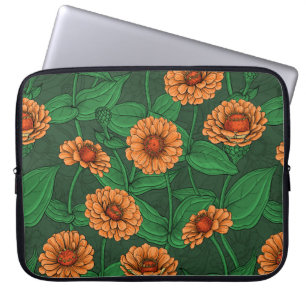 Oranje Zinnia bloemen, groene bladeren op donkergr Laptop Sleeve