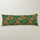 Oranje Zinnia bloemen, groene bladeren op donkergr Lichaamskussen (Achterkant)