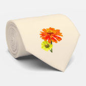 Oranje Zinnia en Geel Zinnia Stropdas (Opgerold)