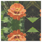 Oranje Zinnia Floral Patterned Fabric Stof (Close Up)
